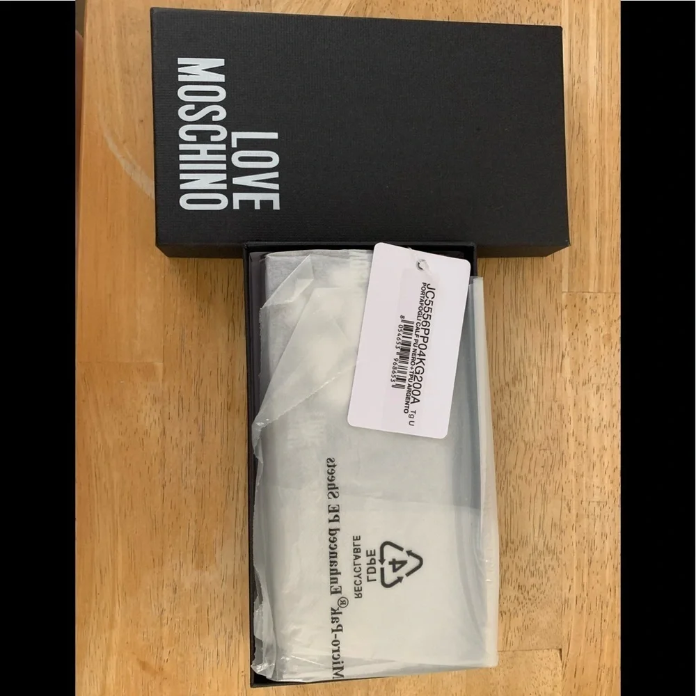 🔥🔥Clearance Sale Reduced Limited Time Offer NWT LOVE MOSCHINO Price Firm Buy Now